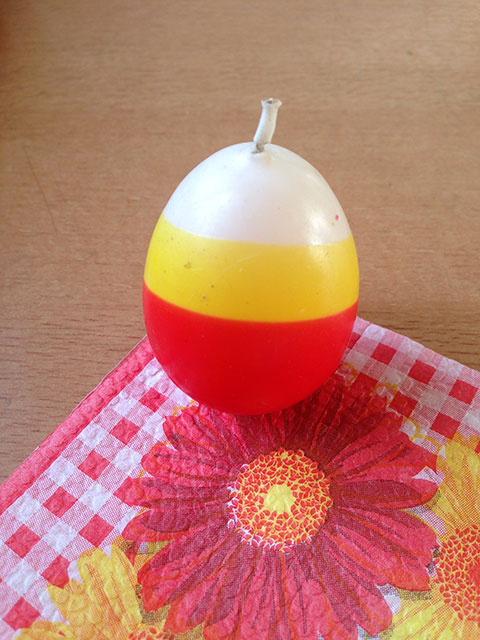 Пасхальное яйцо-свеча